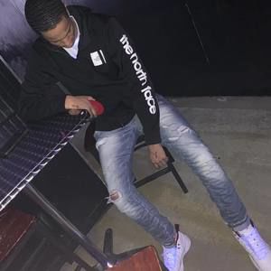 Meet your Posher, Elijah